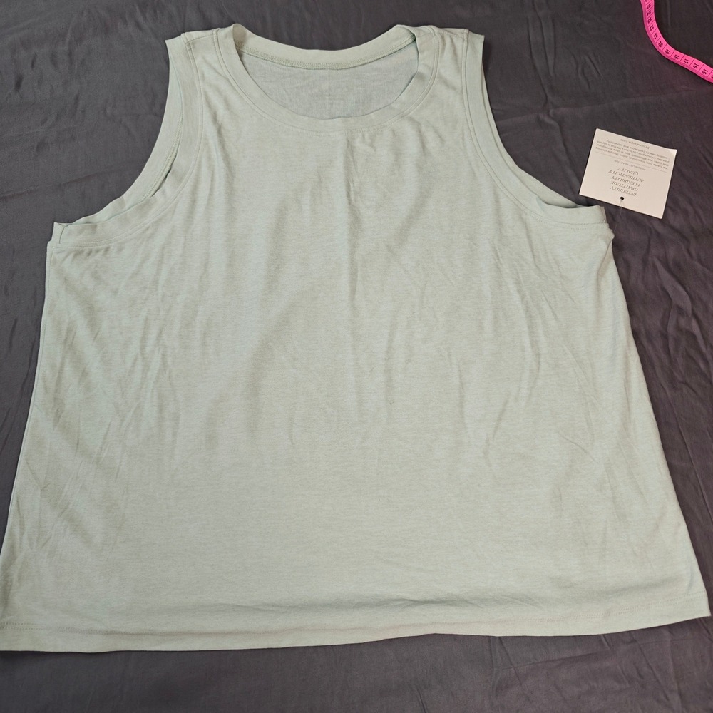 Beyond Yoga Featherweight Balanced Muscle Tank Sage Green Sleeveless Top Small - Picture 2 of 7